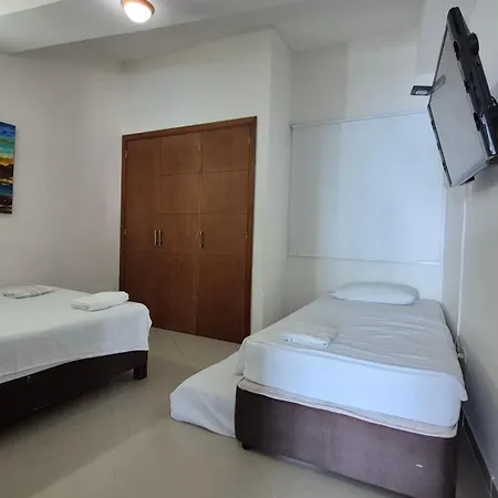 Familiar 3 Apartahotel Cartagena